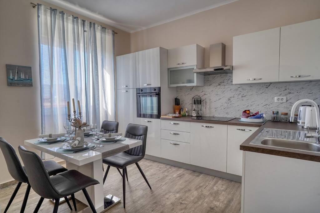 Cozy Modern Apartment 리예카 외부 사진